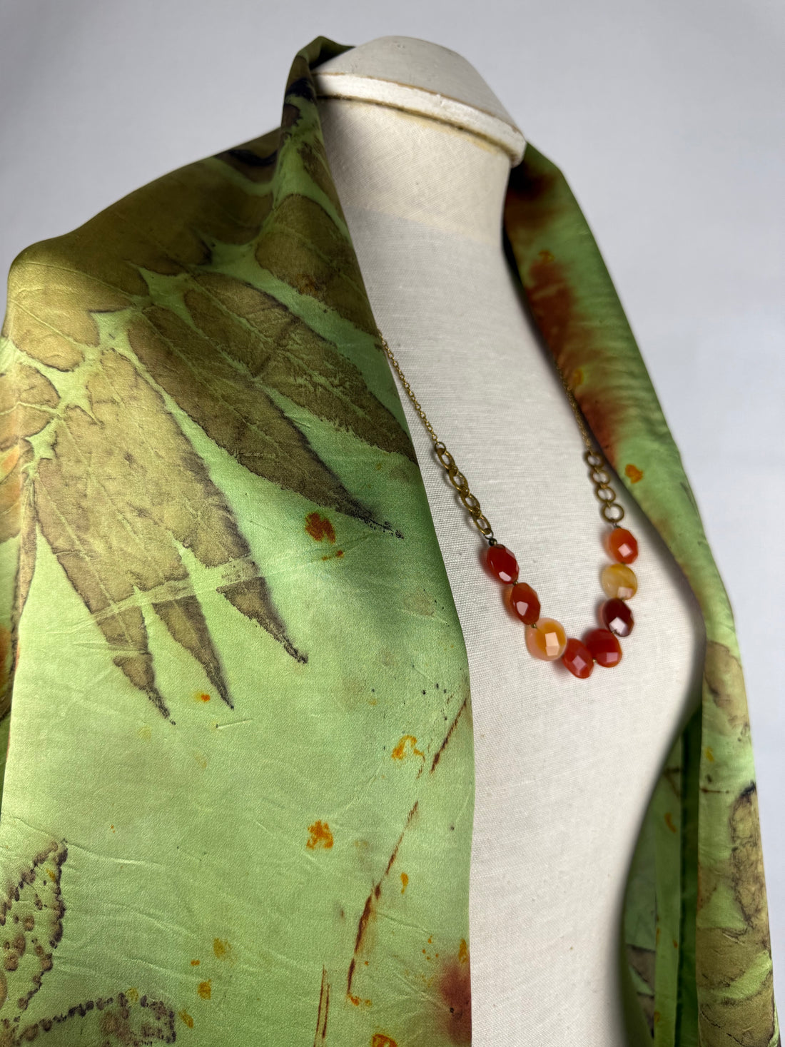 Autumn color agate necklace