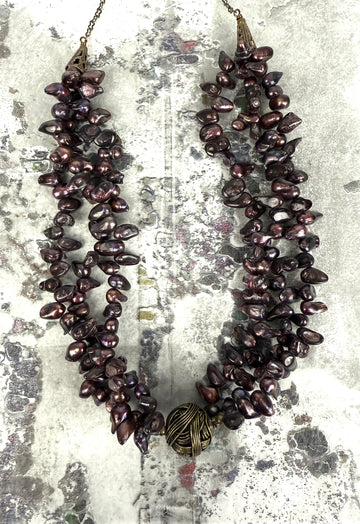 Maroon Blister Pearl Necklace