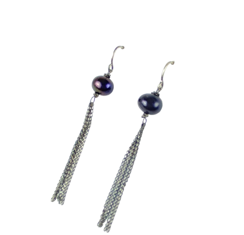 Black pearl with silver patina drop chain earring jewelry