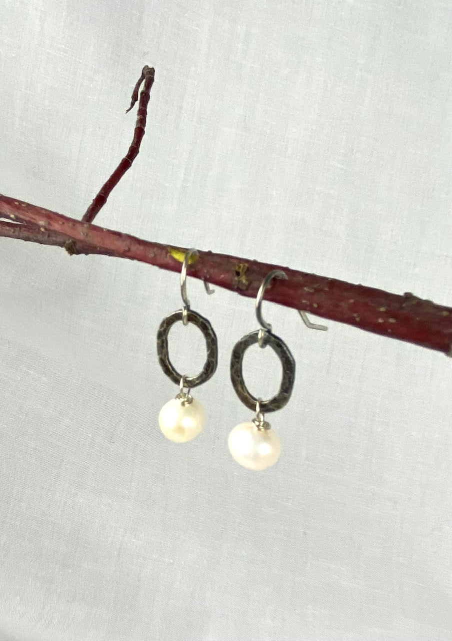 White pearl silver earring